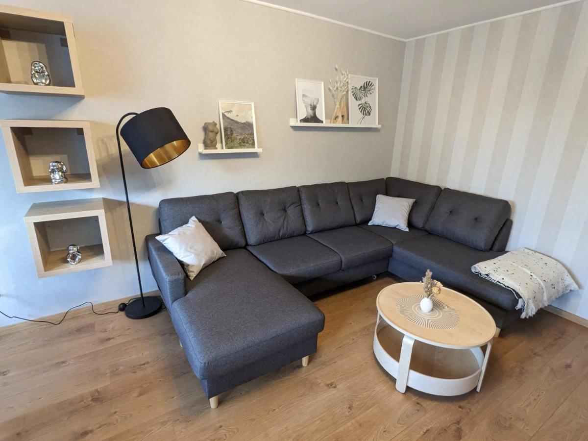 Bis Zu 6 Personen, Bahnhofs- & Zentrumsnah, Suedheide, Netflix Und Ps4 Celle Exterior foto